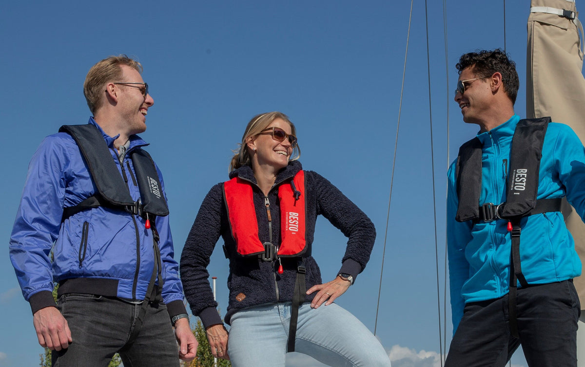 Besto automatische Rettungsweste 300 N mit Lifebelt navy